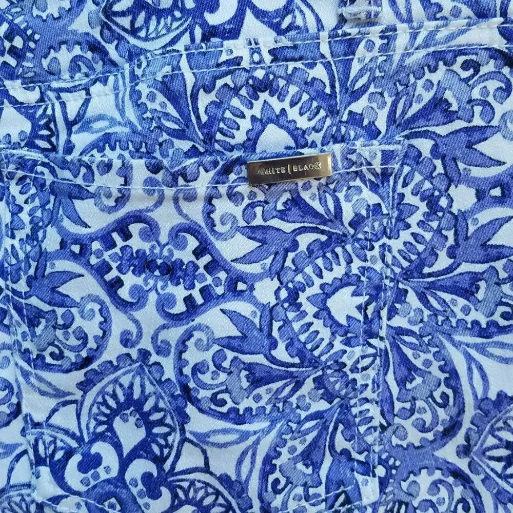 White House Black Market Blue White Slim Ankle Jeans Size 10R